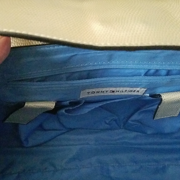 Handbag - Picture 4 of 5